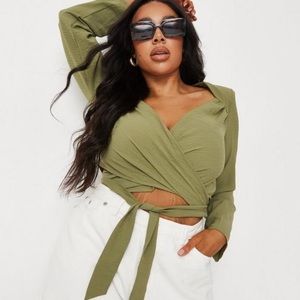 BRAND NEW OLIVE WRAP TOP 💚
